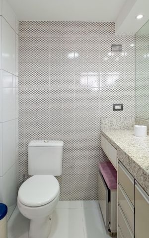 Apartamento à venda com 105m², 3 quartos e 1 vaga Apartamento à venda com 105m², 3 quartos e 1 vagaBanheiro da Suíte