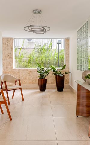 Apartamento à venda com 105m², 3 quartos e 1 vaga Apartamento à venda com 105m², 3 quartos e 1 vagaHall social