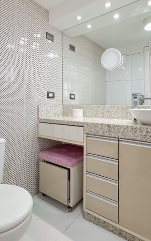Apartamento à venda com 105m², 3 quartos e 1 vaga Apartamento à venda com 105m², 3 quartos e 1 vagaBanheiro da Suíte