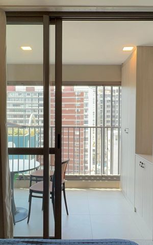 Studio à venda com 28m², 1 quarto e sem vaga Studio à venda com 28m², 1 quarto e sem vagaVaranda