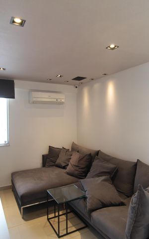 Apartamento à venda com 1427m², 2 quartos e 4 vagasSala de TV