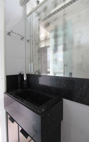 Apartamento à venda com 1427m², 2 quartos e 4 vagasLavabo da Área Gourmet