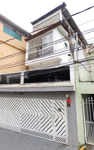 Casa à venda com 540m², 3 quartos e 3 vagasFachada