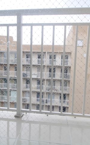 Apartamento para alugar com 34m², 2 quartos e sem vagaSacada
