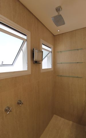 Apartamento à venda com 377m², 3 quartos e 6 vagasBanheiro da Suíte 3