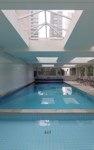 Apartamento à venda com 377m², 3 quartos e 6 vagasÁrea Comum - Piscina