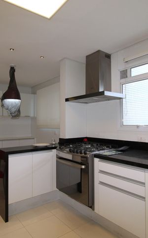 Apartamento à venda com 377m², 3 quartos e 6 vagasCozinha