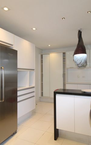 Apartamento à venda com 377m², 3 quartos e 6 vagasCozinha