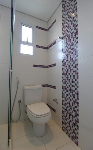 Apartamento à venda com 377m², 3 quartos e 6 vagasBanheiro da Suíte 1