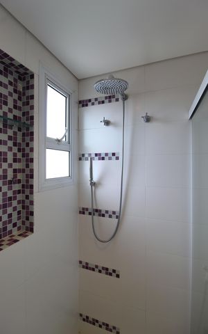 Apartamento à venda com 377m², 3 quartos e 6 vagasBanheiro da Suíte 2