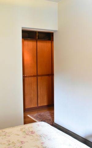 Apartamento à venda com 165m², 3 quartos e 2 vagas Apartamento à venda com 165m², 3 quartos e 2 vagasSuíte