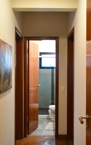 Apartamento à venda com 165m², 3 quartos e 2 vagas Apartamento à venda com 165m², 3 quartos e 2 vagasCorredor