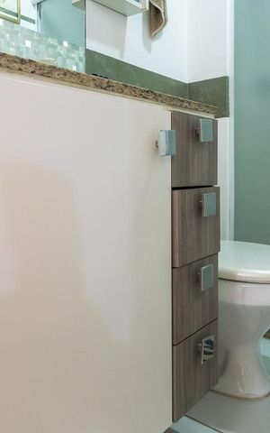Apartamento à venda com 70m², 2 quartos e 1 vaga Apartamento à venda com 70m², 2 quartos e 1 vagaBanheiro Social