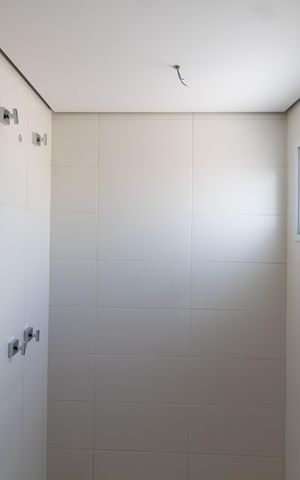 Apartamento para alugar com 134m², 3 quartos e 2 vagasBANHEIRO DA SUITE