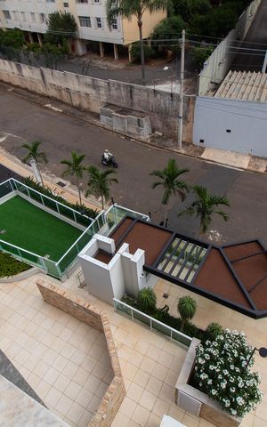 Apartamento para alugar com 134m², 3 quartos e 2 vagasSala