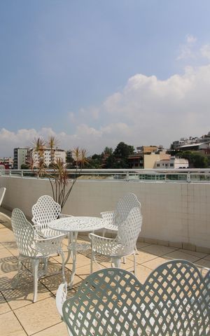 Apartamento à venda com 148m², 3 quartos e 2 vagasÁrea Externa