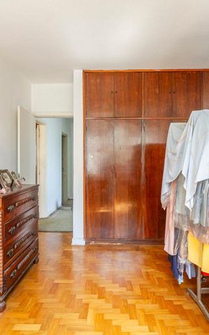 Casa à venda com 460m², 4 quartos e 4 vagas Casa à venda com 460m², 4 quartos e 4 vagasQuarto 2