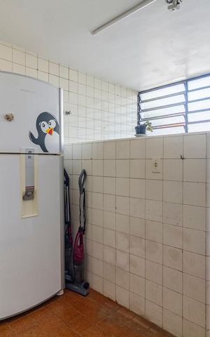 Casa à venda com 460m², 4 quartos e 4 vagas Casa à venda com 460m², 4 quartos e 4 vagasÁrea de Serviço