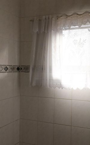 Casa à venda com 205m², 3 quartos e 4 vagasBanheiro da Suíte 