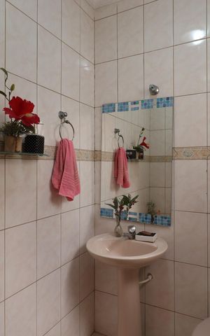 Casa à venda com 205m², 3 quartos e 4 vagasLavabo