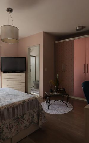 Casa à venda com 205m², 3 quartos e 4 vagasSuíte