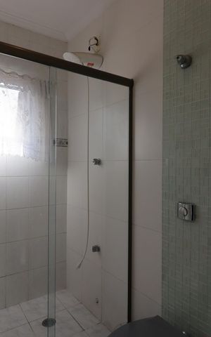 Casa à venda com 205m², 3 quartos e 4 vagasBanheiro da Suíte
