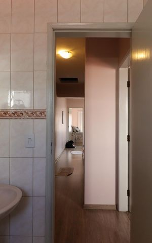 Casa à venda com 205m², 3 quartos e 4 vagasBanheiro Social