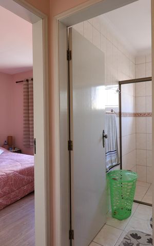 Casa à venda com 205m², 3 quartos e 4 vagasCorredor piso superior