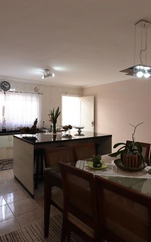 Casa à venda com 205m², 3 quartos e 4 vagasCozinha