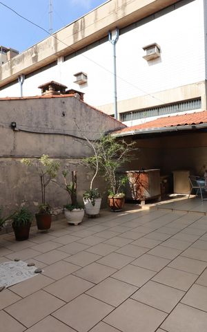 Casa à venda com 205m², 3 quartos e 4 vagasQuintal