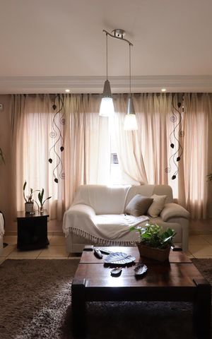 Casa à venda com 205m², 3 quartos e 4 vagasSala