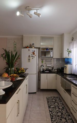 Casa à venda com 205m², 3 quartos e 4 vagasCozinha