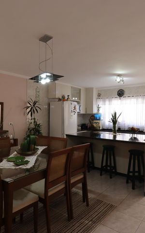 Casa à venda com 205m², 3 quartos e 4 vagasCozinha