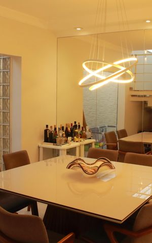 Casa à venda com 250m², 3 quartos e 4 vagasSala