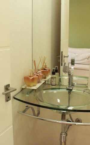 Casa à venda com 250m², 3 quartos e 4 vagasLavabo