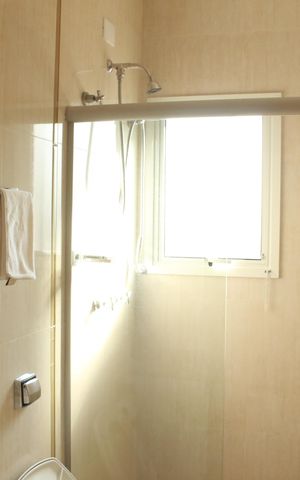 Casa à venda com 250m², 3 quartos e 4 vagasBanheiro do Quarto 3