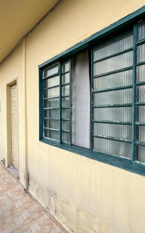 Casa à venda com 130m², 3 quartos e 2 vagas Casa à venda com 130m², 3 quartos e 2 vagasQuintal