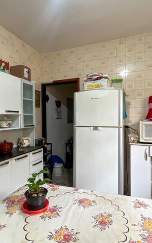 Casa à venda com 130m², 3 quartos e 2 vagas Casa à venda com 130m², 3 quartos e 2 vagasCozinha