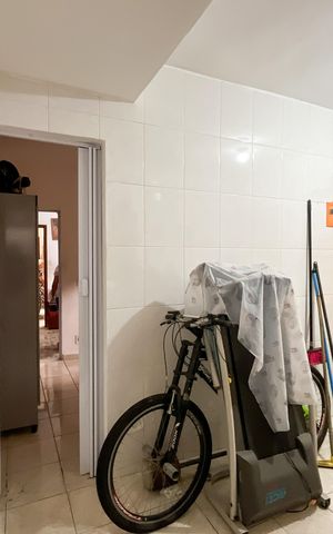 Casa à venda com 130m², 3 quartos e 2 vagas Casa à venda com 130m², 3 quartos e 2 vagasÁrea de Serviço