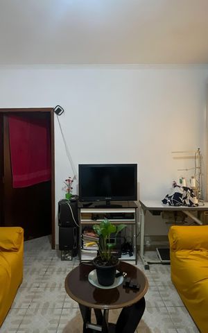 Casa à venda com 130m², 3 quartos e 2 vagas Casa à venda com 130m², 3 quartos e 2 vagasSala
