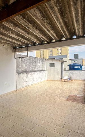 Casa à venda com 130m², 3 quartos e 2 vagas Casa à venda com 130m², 3 quartos e 2 vagasQuintal