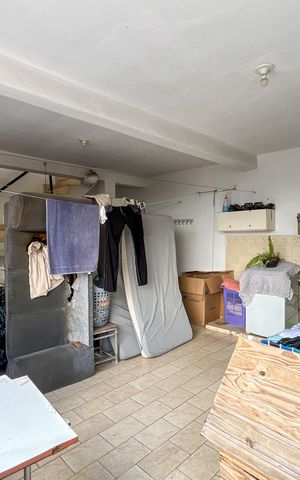 Casa à venda com 130m², 3 quartos e 2 vagas Casa à venda com 130m², 3 quartos e 2 vagasQuintal