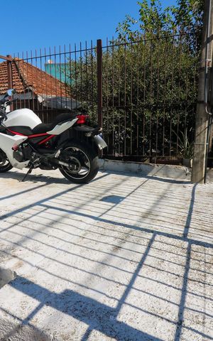 Casa à venda com 110m², 2 quartos e 1 vaga Casa à venda com 110m², 2 quartos e 1 vagaGaragem