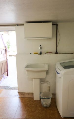 Casa à venda com 110m², 2 quartos e 1 vaga Casa à venda com 110m², 2 quartos e 1 vagaÁrea de Serviço
