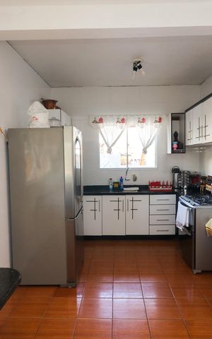 Casa à venda com 110m², 2 quartos e 1 vaga Casa à venda com 110m², 2 quartos e 1 vagaCozinha