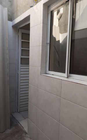 Casa para alugar com 50m², 2 quartos e sem vagaÁrea de Serviço
