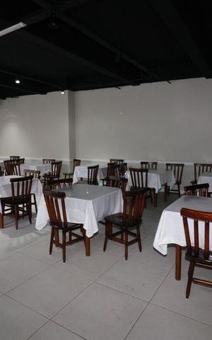 Apartamento à venda com 75m², 2 quartos e sem vagaÁrea comum - Salão de festas