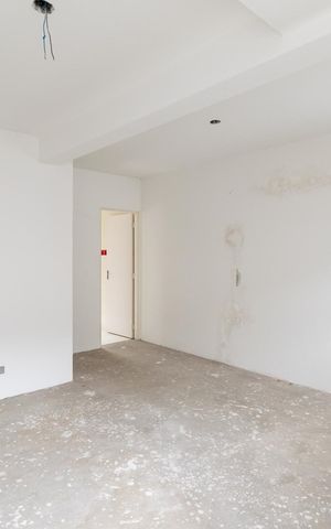 Casa de condomínio à venda com 175m², 3 quartos e 2 vagas Casa de condomínio à venda com 175m², 3 quartos e 2 vagasSala