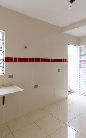 Casa de condomínio à venda com 175m², 3 quartos e 2 vagas Casa de condomínio à venda com 175m², 3 quartos e 2 vagasCozinha