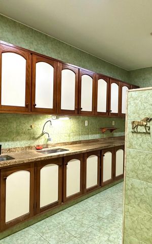 Apartamento à venda com 135m², 3 quartos e 1 vaga Apartamento à venda com 135m², 3 quartos e 1 vagaCozinha